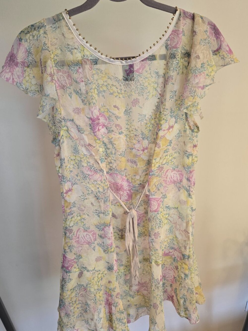 Free People Vintage Beaded Floral Ruffle Sleeve Dress Size 6 - Picture 2 of 4